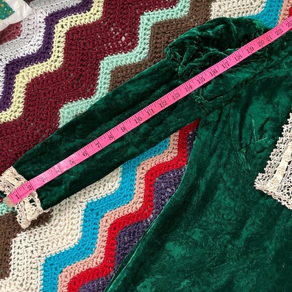 Vintage Green Velvet Victorian Dress 80s Handmade Lace Puff Sleeve Goth Whimsy - Picture 16 of 16